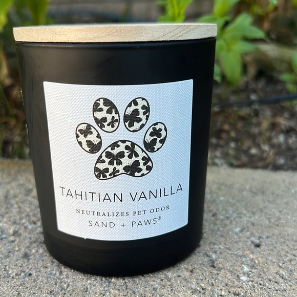 Tahitian Vanilla Scented Candle - Picture 8 of 8